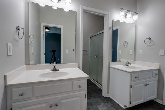 5900 NE Hidden Valley Drive, Lee's Summit, MO 64064