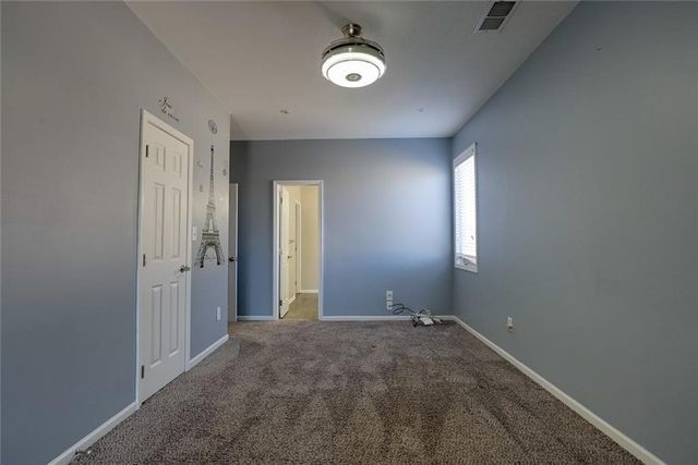 5900 NE Hidden Valley Drive, Lee's Summit, MO 64064