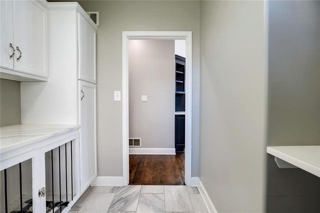 5900 NE Hidden Valley Drive, Lee's Summit, MO 64064