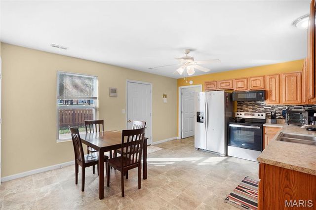 56 Highland Drive, Troy, MO 63379