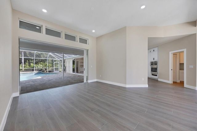 6615 HUNTER COMBE CROSSING, University Park, FL 34201