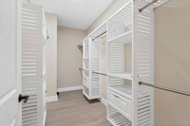 6615 HUNTER COMBE CROSSING, University Park, FL 34201