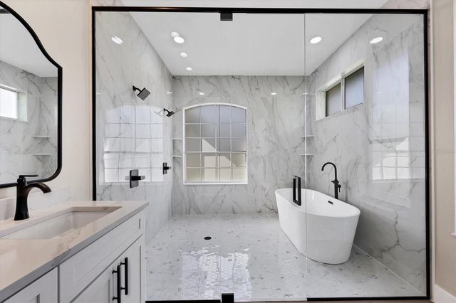 6615 HUNTER COMBE CROSSING, University Park, FL 34201