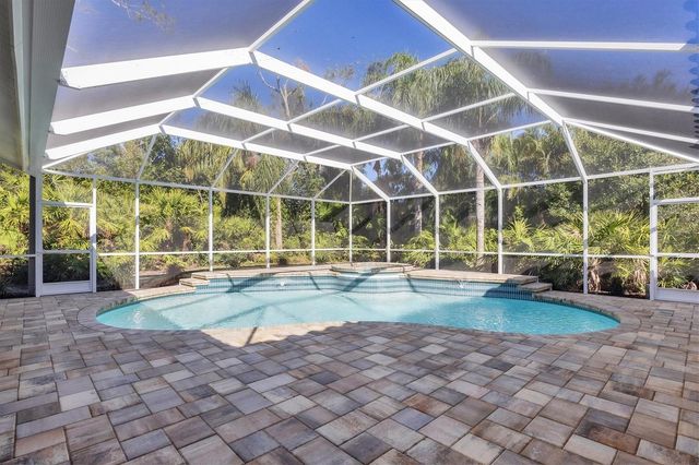 6615 HUNTER COMBE CROSSING, University Park, FL 34201