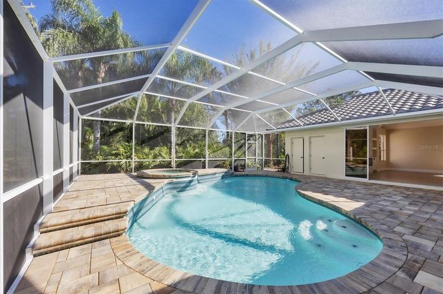 6615 HUNTER COMBE CROSSING, University Park, FL 34201