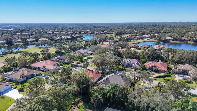 6615 HUNTER COMBE CROSSING, University Park, FL 34201