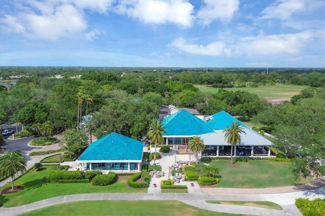 6615 HUNTER COMBE CROSSING, University Park, FL 34201
