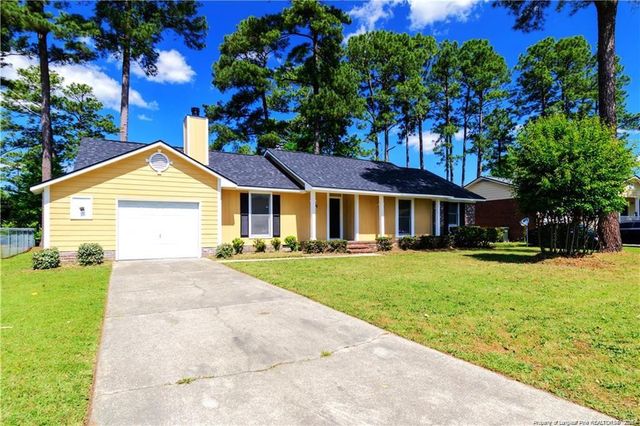 888 Santiato Drive, Fayetteville, NC 28314