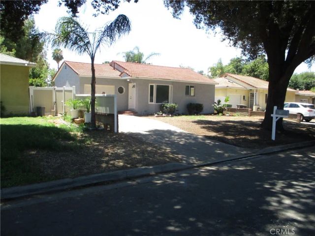 9748 Belmont, Riverside, CA 92503