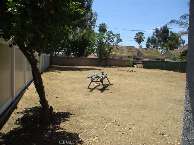 9748 Belmont, Riverside, CA 92503