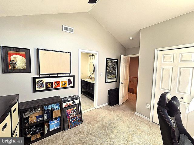 5270 ELLICOTT DR, Centreville, VA 20120