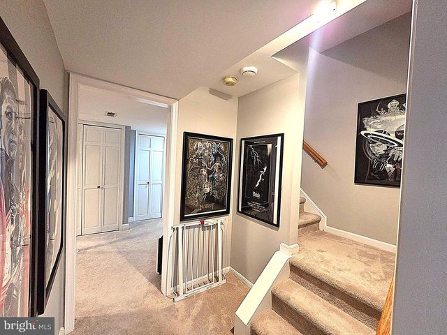 5270 ELLICOTT DR, Centreville, VA 20120