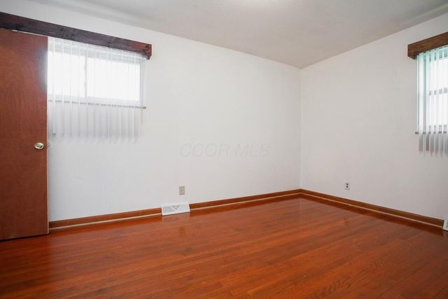 1264 Shady Lane Road, Columbus, OH 43227