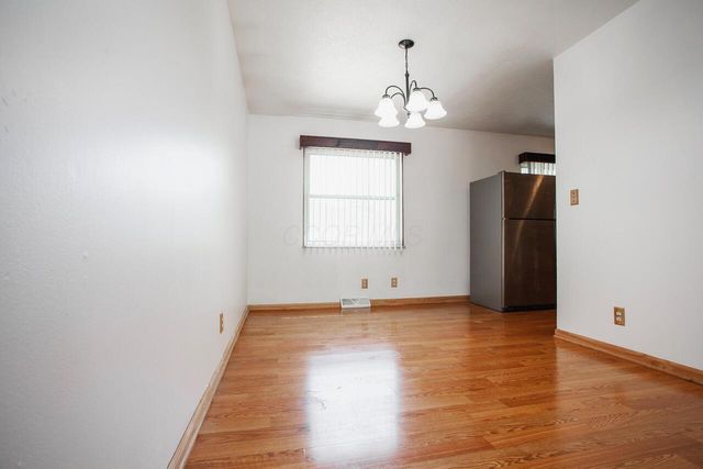 1264 Shady Lane Road, Columbus, OH 43227