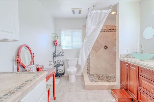 30630 Southern Cross Road, Temecula, CA 92592