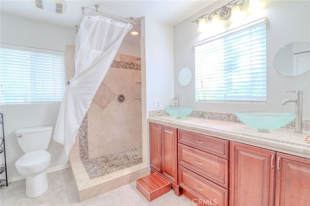 30630 Southern Cross Road, Temecula, CA 92592