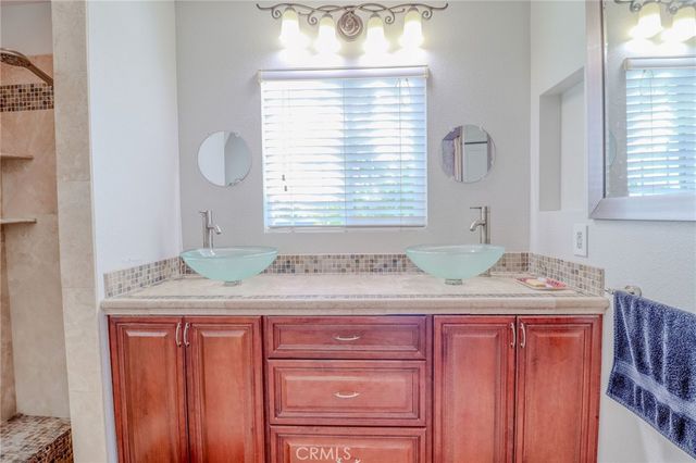 30630 Southern Cross Road, Temecula, CA 92592