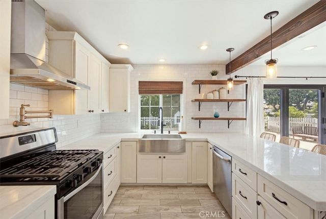2113 Federal Avenue, Costa Mesa, CA 92627