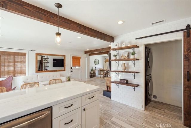 2113 Federal Avenue, Costa Mesa, CA 92627
