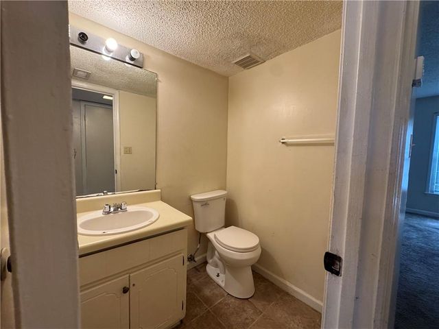 5140 Highpoint, Union City, GA 30291