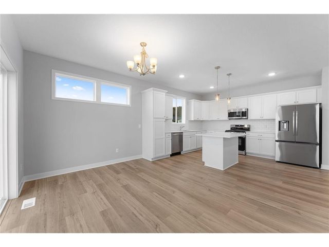 1247 Marlene Avenue, River Falls, WI 54022