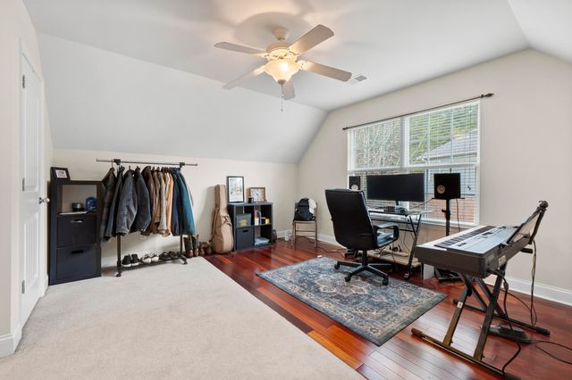 5542 Ginkgo Road, Ooltewah, TN 37363