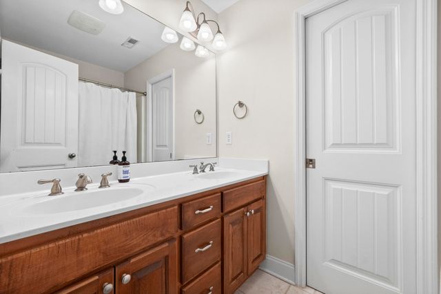 5542 Ginkgo Road, Ooltewah, TN 37363