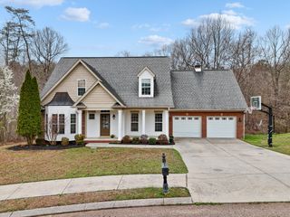 5542 Ginkgo Road, Ooltewah, TN 37363