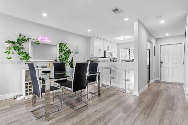 13408 SW 62nd St 103K, Miami, FL 33183