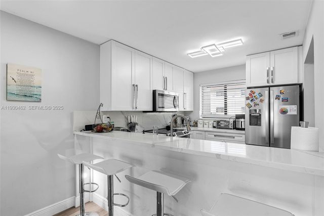 13408 SW 62nd St 103K, Miami, FL 33183