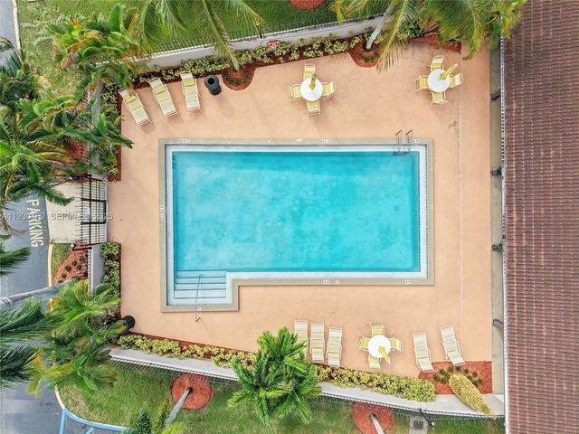 13408 SW 62nd St 103K, Miami, FL 33183