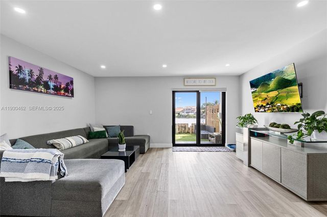 13408 SW 62nd St 103K, Miami, FL 33183