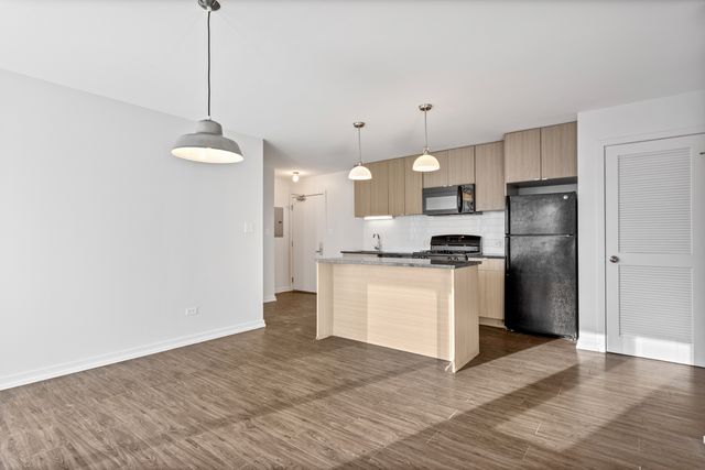5411 N Winthrop Avenue 323, Chicago, IL 60640
