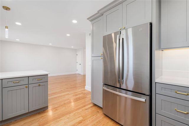 11 Gunning Court, Middletown, RI 02842