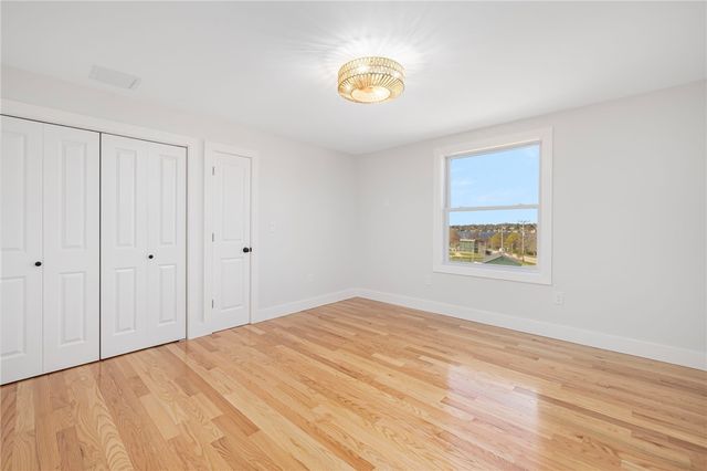 11 Gunning Court, Middletown, RI 02842