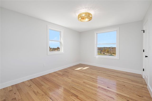 11 Gunning Court, Middletown, RI 02842