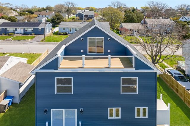 11 Gunning Court, Middletown, RI 02842