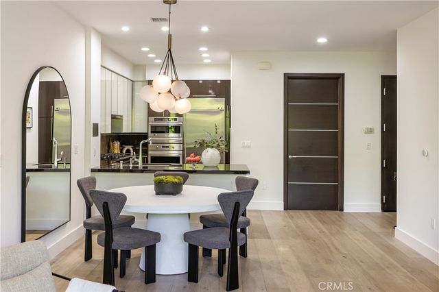 1318 Roxbury S 210, Los Angeles, CA 90035