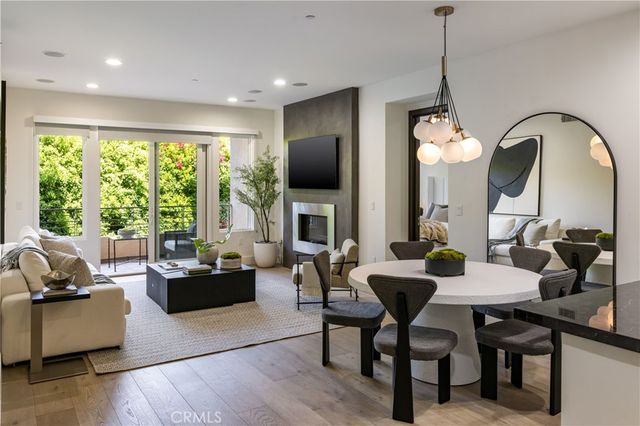 1318 Roxbury S 210, Los Angeles, CA 90035