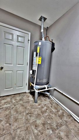 106 Tenkiller Dr, Sherwood, AR 72120