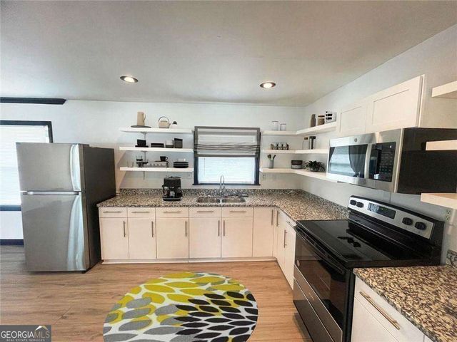 2597 Glenvalley Drive, Decatur, GA 30032