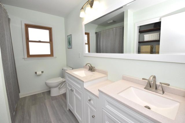 N114W15166 Vicksburg AVENUE, Germantown, WI 53022