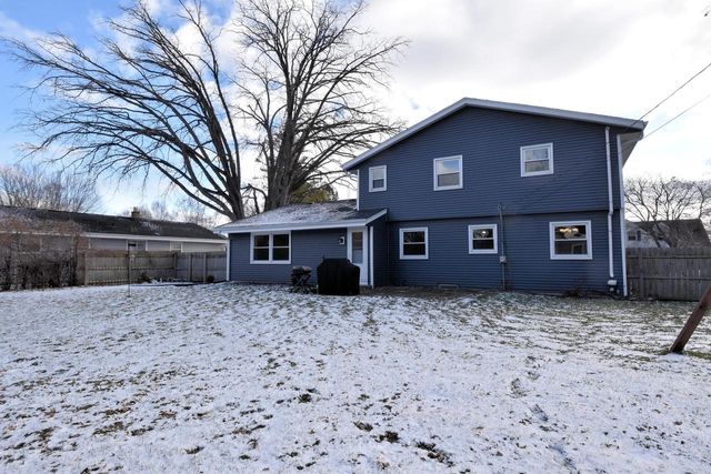 N114W15166 Vicksburg AVENUE, Germantown, WI 53022