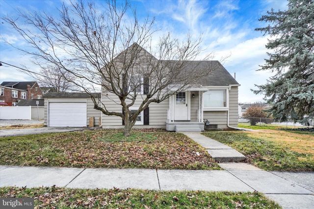 720 ELM TER, York, PA 17404