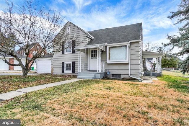 720 ELM TER, York, PA 17404