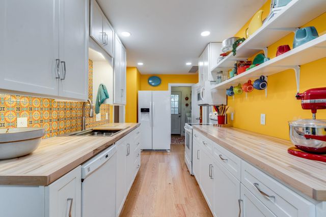 1531 W Julianne St, Wichita, KS 67203