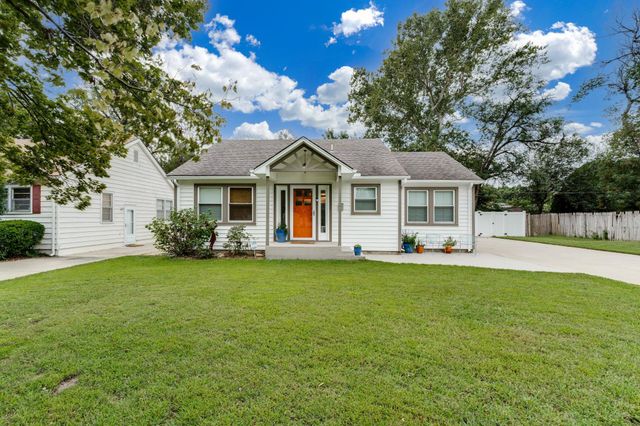 1531 W Julianne St, Wichita, KS 67203