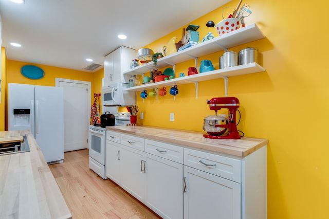 1531 W Julianne St, Wichita, KS 67203