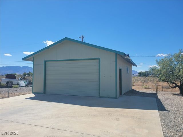 1060 Bunch Street, Pahrump, NV 89048