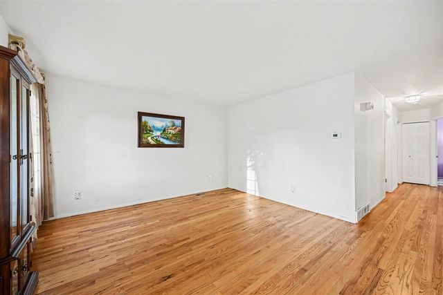 14345 Knolson Street, Livonia, MI 48154